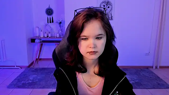 Elainebeness online show from February 1, 10:13 pm