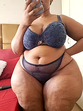 thicktash online show from April 9, 9:15 am