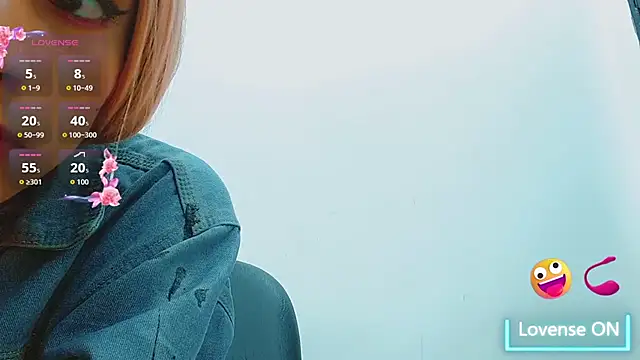 Snapshot of ttimy_x_boy chatting on October 31, 5:41 am ttimy x boy online show from October 31, 5:41 am