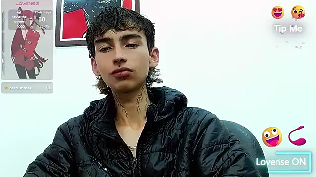 Snapshot of ttimy_x_boy chatting on November 10, 4:11 am ttimy x boy online show from November 10, 4:11 am