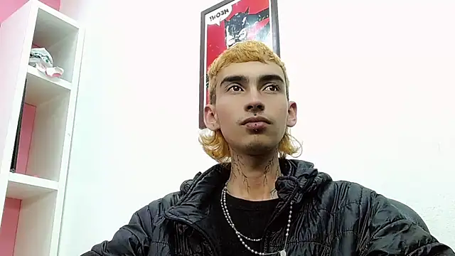 ttimy x boy online show from February 6, 11:08 pm