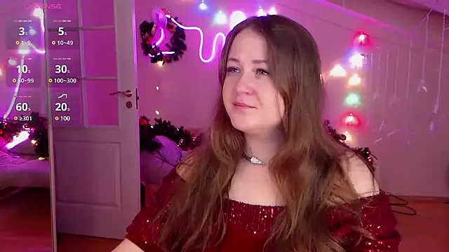 Snapshot of LizzyShine chatting on December 29, 4:30 pm LizzyShine online show from December 29, 4:30 pm