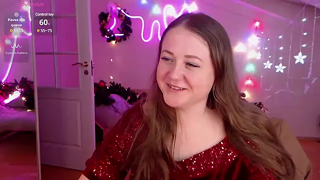 Snapshot of LizzyShine chatting on December 29, 7:32 pm LizzyShine online show from December 29, 7:32 pm