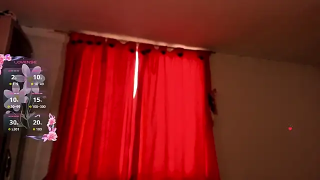 Miss oliviaa online show from October 15, 2:50 pm