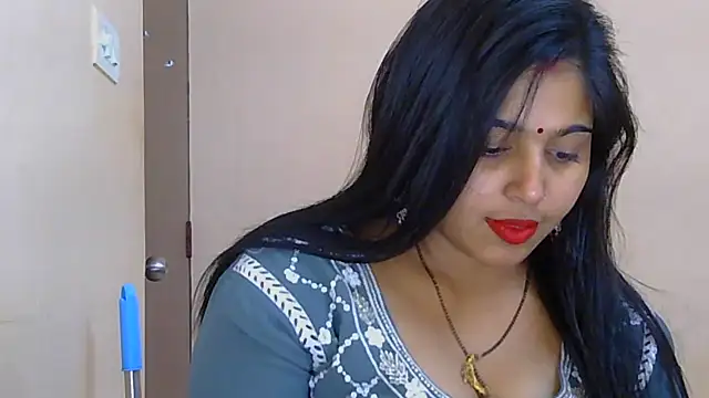 Snapshot of Sweet-Rani chatting on December 19, 6:15 pm Sweet-Rani online show from December 19, 6:15 pm