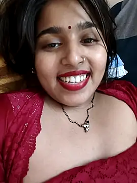 Snapshot of Sweet-Rani chatting on April 18, 8:09 pm Sweet-Rani online show from April 18, 8:09 pm