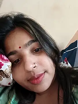 Snapshot of Sweet-Rani chatting on May 3, 6:03 pm Sweet-Rani online show from May 3, 6:03 pm