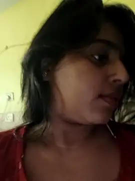 Snapshot of Sweet-Rani chatting on May 5, 7:33 pm Sweet-Rani online show from May 5, 7:33 pm