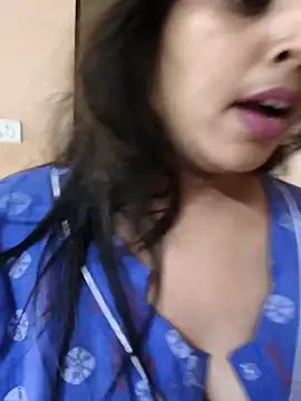 Snapshot of Sweet-Rani chatting on May 7, 5:18 pm Sweet-Rani online show from May 7, 5:18 pm