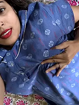 Snapshot of Sweet-Rani chatting on May 11, 9:26 am Sweet-Rani online show from May 11, 9:26 am