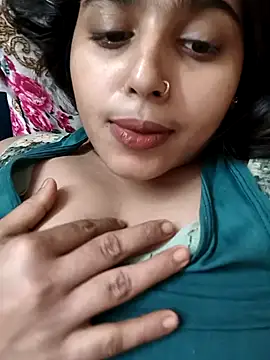 Snapshot of Sweet-Rani chatting on May 12, 5:21 pm Sweet-Rani online show from May 12, 5:21 pm