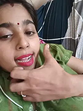 Snapshot of Sweet-Rani chatting on May 18, 4:57 pm Sweet-Rani online show from May 18, 4:57 pm