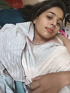 Snapshot of Sweet-Rani chatting on June 1, 5:47 pm Sweet-Rani online show from June 1, 5:47 pm