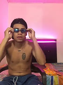 logannth online show from February 18, 5:03 am