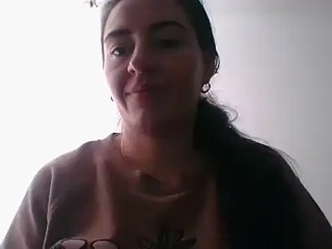  karlie kloss  online show from December 9, 9:05 pm