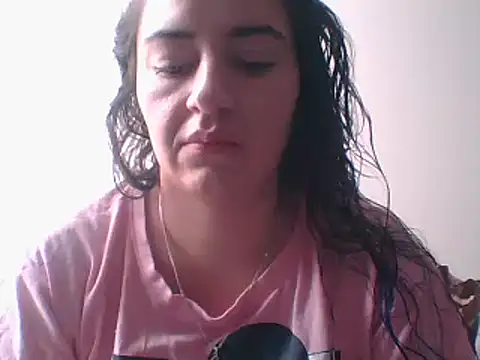  karlie kloss  online show from December 30, 4:40 pm