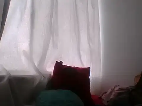  karlie kloss  online show from January 9, 6:15 pm