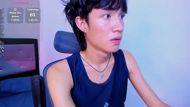 Johhan  Lee online show from February 12, 10:59 pm