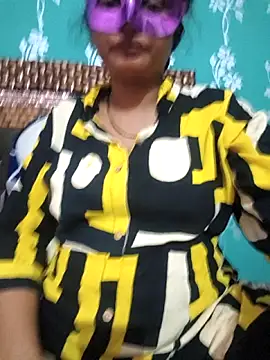 Snapshot of bigtitsqueen chatting on October 11, 4:38 pm bigtitsqueen online show from October 11, 4:38 pm