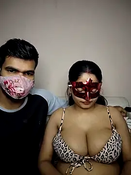 bigtitsqueen online show from March 3, 8:53 am