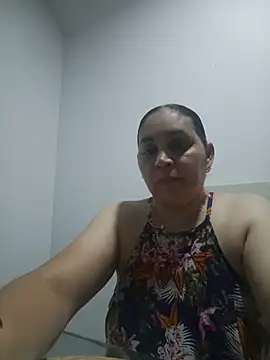 Snapshot of MirandaSoto chatting on July 16, 4:18 am MirandaSoto online show from July 16, 4:18 am
