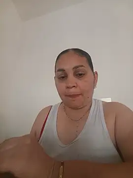 Snapshot of MirandaSoto chatting on July 16, 6:58 pm MirandaSoto online show from July 16, 6:58 pm