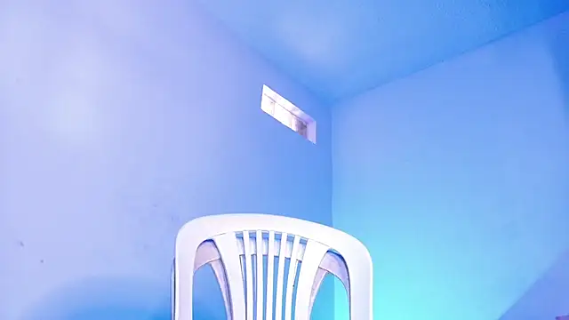 Snapshot of mikejaybra chatting on December 17, 5:08 pm mikejaybra online show from December 17, 5:08 pm