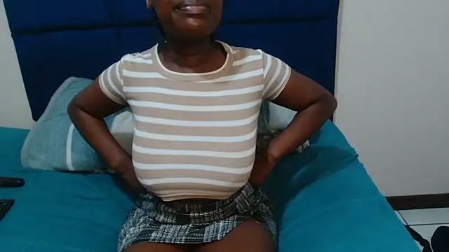 MilkyTitties online show from July 16, 9:26 am