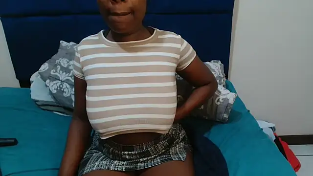 MilkyTitties online show from July 22, 7:55 am