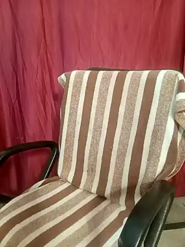 Snapshot of Stripy_Doll chatting on November 4, 9:19 am Stripy Doll online show from November 4, 9:19 am