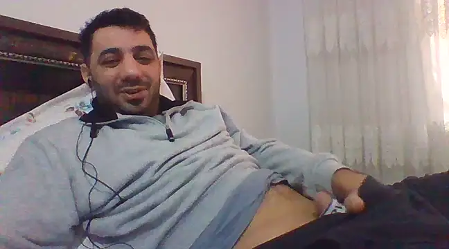 Snapshot of Sexyy_Mann34 chatting on February 9, 10:42 am Sexyy Mann34 online show from February 9, 10:42 am