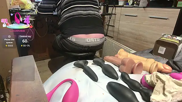 misteryman1956 online show from February 1, 8:29 pm