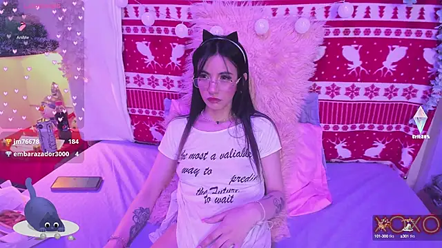 Snapshot of lauren_evans96 chatting on December 17, 6:02 am lauren evans96 online show from December 17, 6:02 am