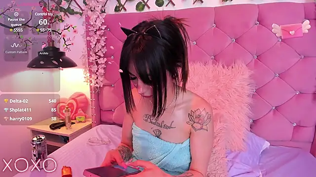 Snapshot of lauren_evans96 chatting on January 11, 9:04 am lauren evans96 online show from January 11, 9:04 am