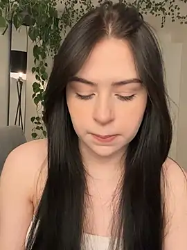  SweetCandyy online show from March 1, 9:04 pm