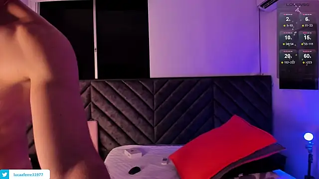 Snapshot of Luca_ferrer_ chatting on December 9, 6:23 am Luca ferrer online show from December 9, 6:23 am