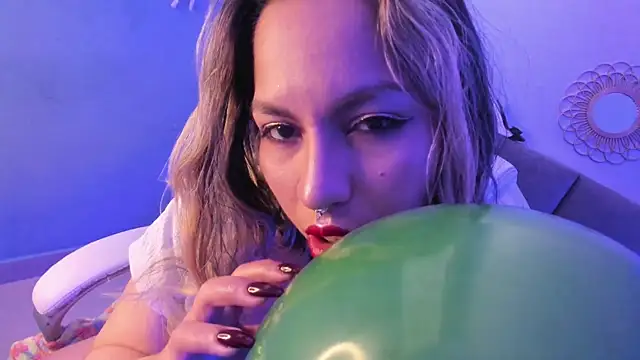 delilah fix online show from September 22, 8:00 pm