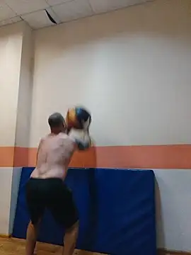 Crek666 online show from February 27, 5:29 am