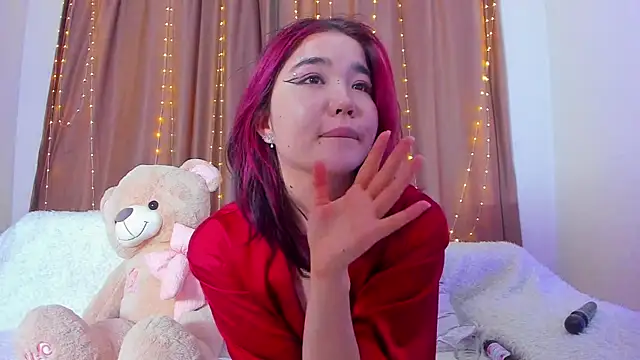 Snapshot of Dollyaa chatting on February 24, 1:46 am Dollyaa online show from February 24, 1:46 am