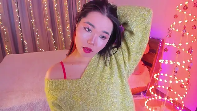 Snapshot of Dollyaa chatting on January 7, 1:57 pm Dollyaa online show from January 7, 1:57 pm