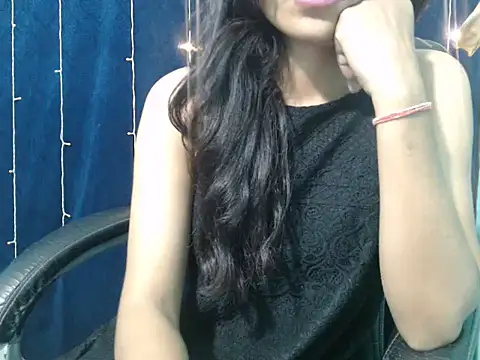 Yashi online show from November 6, 5:36 pm