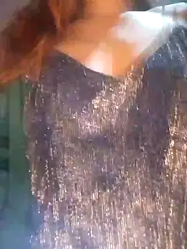Snapshot of spacegirlll chatting on January 6, 4:36 am spacegirlll online show from January 6, 4:36 am