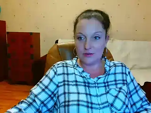 Snapshot of Alice3694 chatting on January 20, 4:23 pm Alice3694 online show from January 20, 4:23 pm