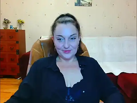 Snapshot of Alice3694 chatting on December 1, 6:51 am Alice3694 online show from December 1, 6:51 am