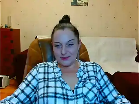 Alice3694 online show from January 9, 6:27 am