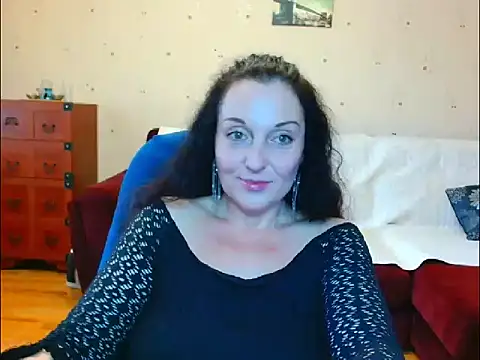 Alice3694 online show from April 2, 6:33 am