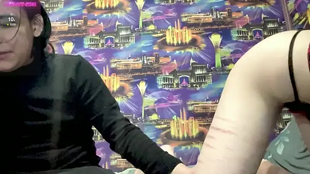 Snapshot of SIBBLlnGraypac chatting on December 22, 4:38 pm SIBBLlnGraypac online show from December 22, 4:38 pm