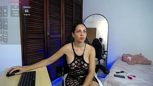 karoll marquez online show from January 13, 4:41 pm