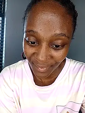 Snapshot of Lucy_Blacksilk chatting on March 9, 11:03 am Lucy Blacksilk online show from March 9, 11:03 am