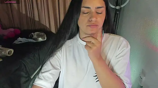  laina  online show from December 9, 6:12 am